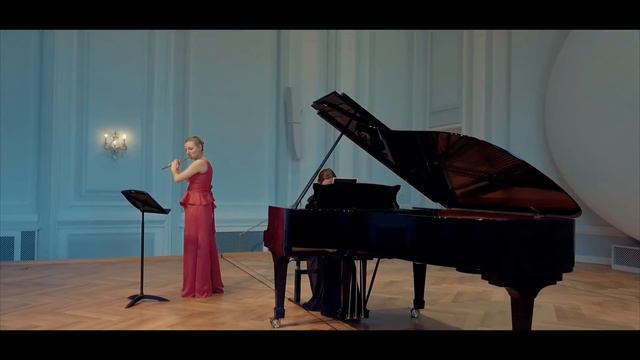 Sofia de Salis I Iryna Krasnovska I Shades of Love смотреть онлайн