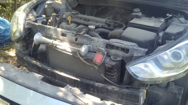 Не рабочая пневмодудка Hyundai Solaris смотреть онлайн