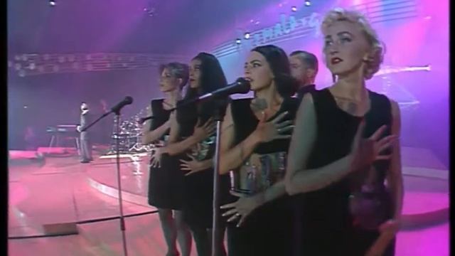 Laima Vaikule. Fragment Of The Concert. ~ 1993.