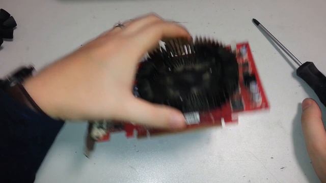 Смазка кулера и замена термопасты на видеокарте смотреть онлайн