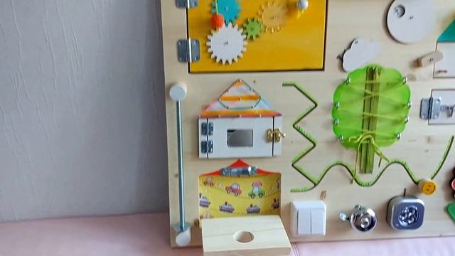 Бизиборд, развивающая игрушка для детей. Купить развивающую доску (доску с замочками ) СПб. смотреть онлайн