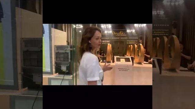 Услуги в 4 руки - быстро и круто. И это не пустые слова. смотреть онлайн