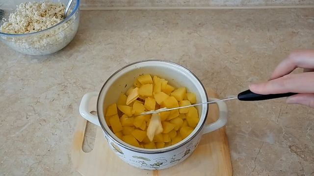Сырные пироги с картофелем. смотреть онлайн