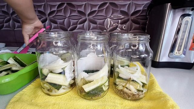 ?Хрустящие огурчики с приправой хмели-сунели. Делаем заготовки на зиму смотреть онлайн