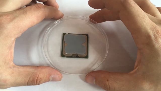 КАК НАНОСИТЬ ТЕРМОПАСТУ? Сравнение разных способов. смотреть онлайн