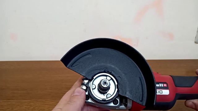 Доработка защитного кожуха болгарки Einhell Axxio! смотреть онлайн