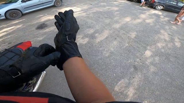первое падение на Aprilia RS 125 cc ЗАКЛИНИЛ ГАЗ!!! смотреть онлайн
