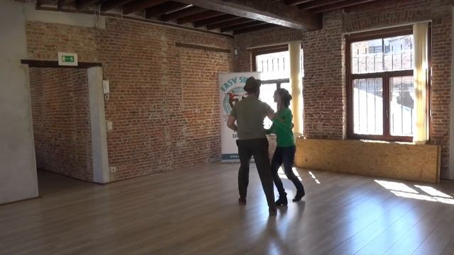 Learn how to dance lindy hop - combo 1 смотреть онлайн