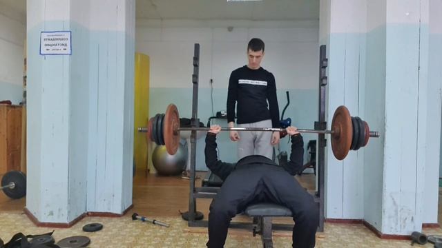 ЖИМ ЛЁЖА 150X3 МОЙ ВЕС 74КГ. смотреть онлайн