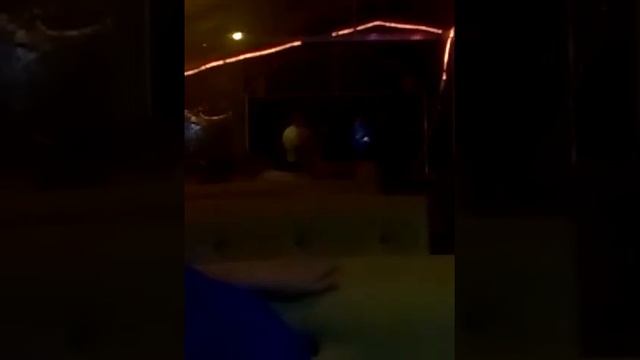 Красиво танцуют вальс ( муж подарил жене совмесный вальс ) смотреть онлайн
