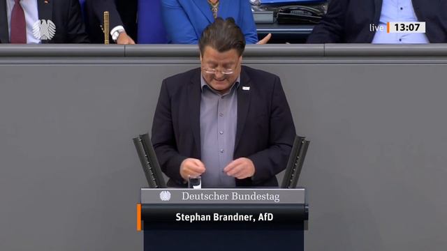 Früher waren Justizminister mal seriös! смотреть онлайн