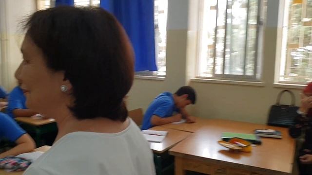 • Иордания: урок в Черкесской школе. Jordan: a lesson in the Circassian school смотреть онлайн