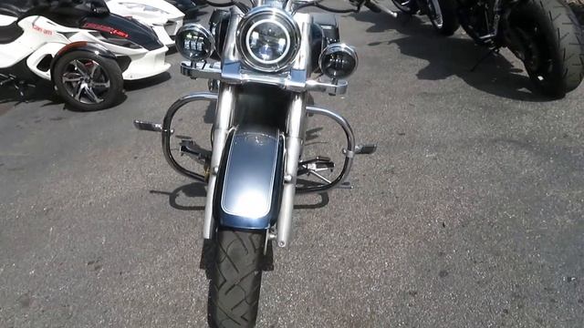 2004 Suzuki Intruder Volusia 800 смотреть онлайн