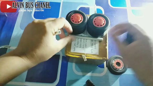 UNBOXING BAN MINIATUR BUS KEREN... смотреть онлайн