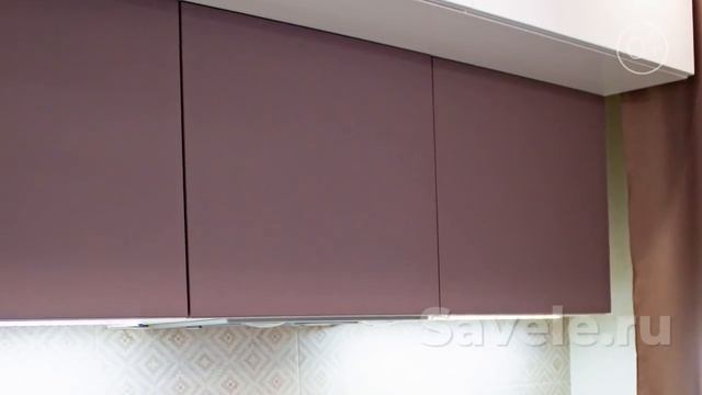 Красивая кухня Savele с антресолями 0+