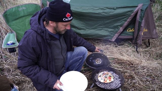 Camping At Abandoned Oil Well смотреть онлайн