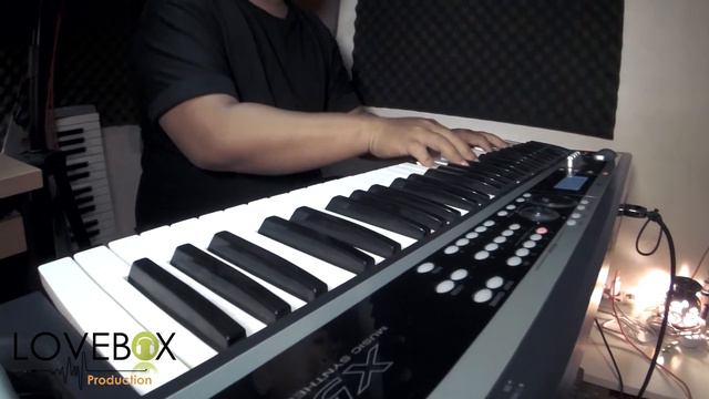 Adventure Of A Lifetime - Coldplay (cover acoustic by Leon feat Rico) смотреть онлайн