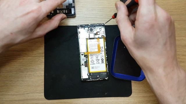 Huawei Honor 7 Plk-l01 disassemble and clean to install new lcd touchscreen panel смотреть онлайн