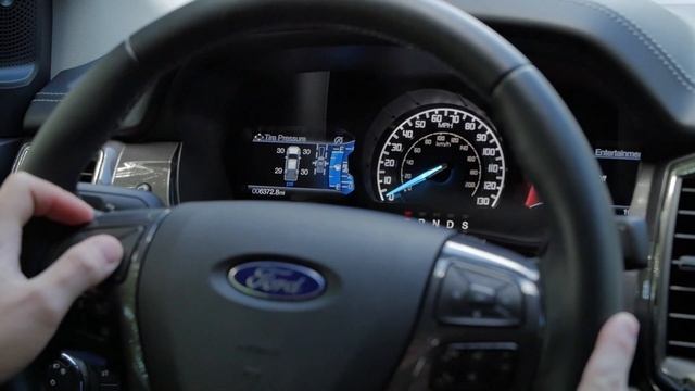 2019 Ford Ranger Test Drive Review: Turbo Hauler смотреть онлайн