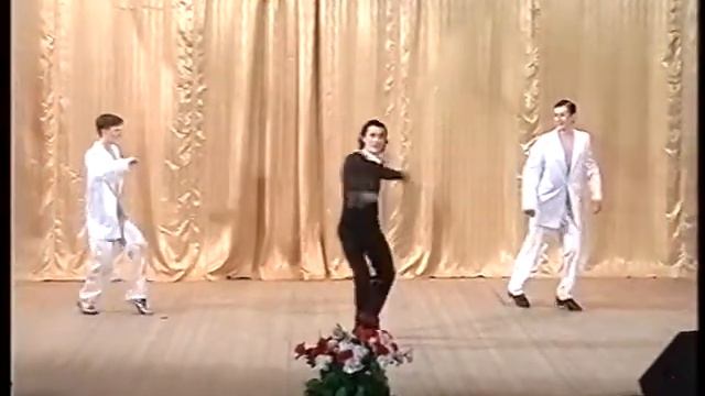 Танцевальная группа "Своя Тема" - "16 тактов" смотреть онлайн