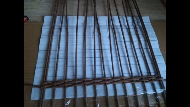 Квадратное дно из газетных трубочек/1 часть МК органайзера смотреть онлайн