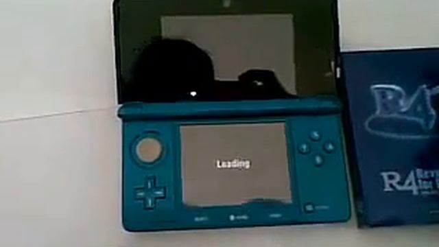 R4i Gold Play DS games on 3DS смотреть онлайн