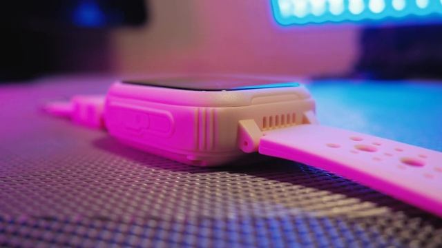 Умные часы с функцией слежки за ребенком! Обзор и тест Aimoto IQ 4G смотреть онлайн