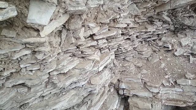 Глина и известь на не большой глубине