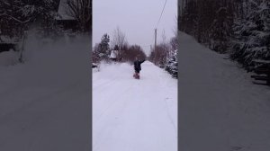 Снегоуборщик DDE ST-3546,переоборудование,поставил на лыжи.