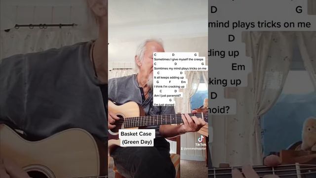 Basket Case - fingerpicking Green Day (acoustic guitar) смотреть онлайн