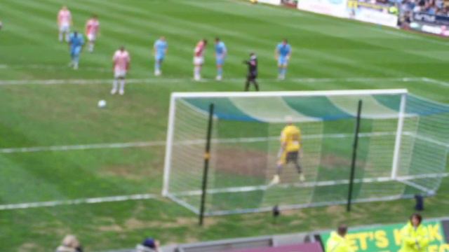 Fuller penalty vs Coventry смотреть онлайн