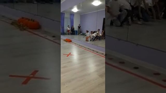 Открытый урок в школе танцев! смотреть онлайн
