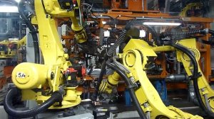 Полный цикл сварки кузова роботами