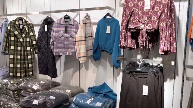 Мертер оптом базар Женские,мужские футболки от 3-4$ #merter#shopping#мертер#оптом#закупка# смотреть онлайн