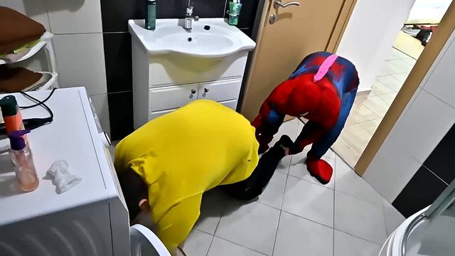 Superheroes Noodle Pizza смотреть онлайн