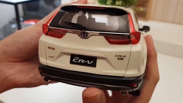 Unboxing Honda CRV Paudi Model 1/18 Diecast смотреть онлайн