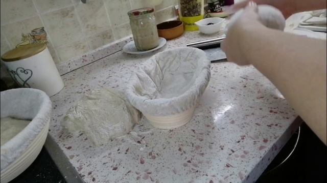 ДОМАШНИЙ ХЛЕБ НА ЗАКВАСКЕ С ИЗЮМОМ И ОРЕХАМИ | ИДЕАЛЬНЫЙ ХЛЕБ ДЛЯ ЗАВТРАКА смотреть онлайн