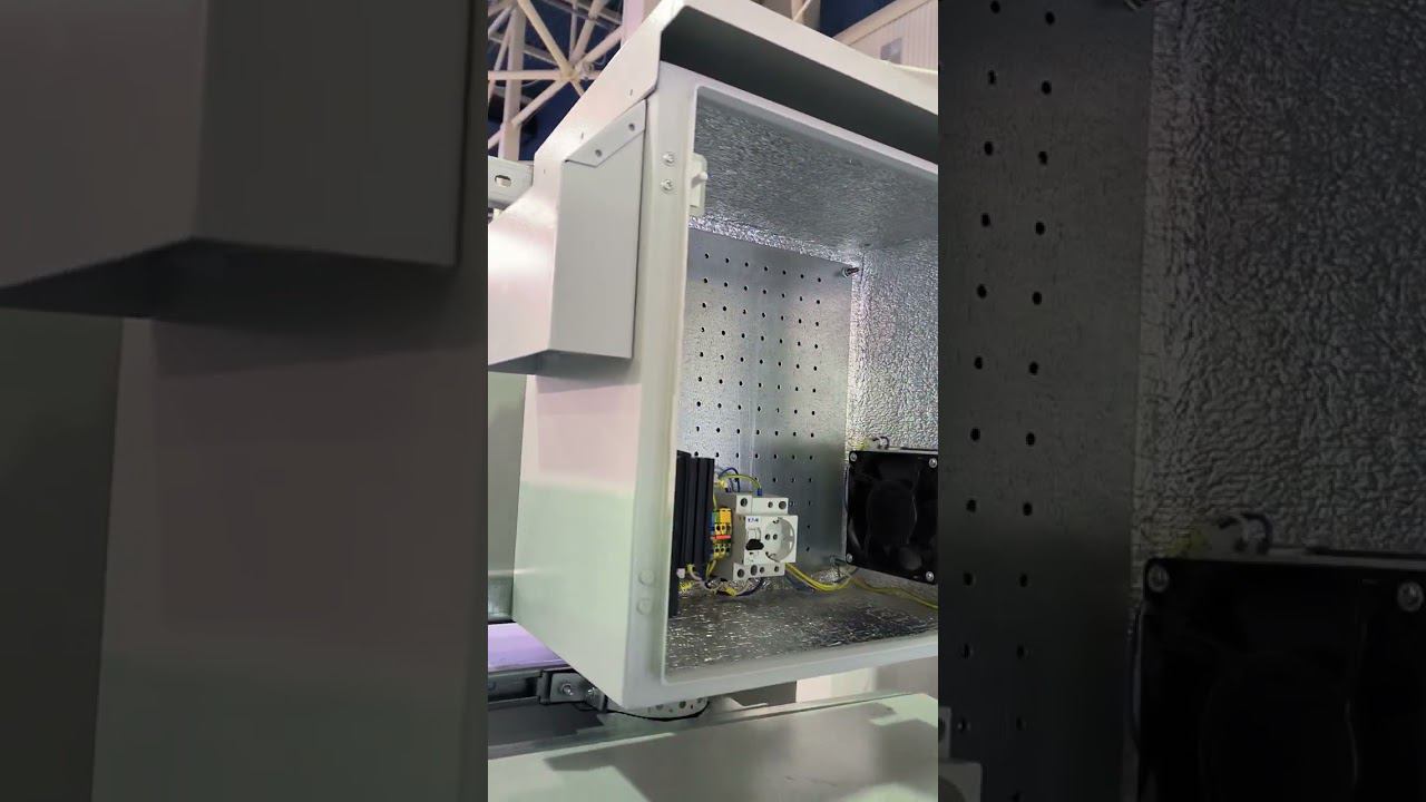 Выставка СВЯЗЬ 2024 - Шкаф ЦМО укомплектованный ЭКОНОМ ШТВ-НЭ-4.4-25.3ВВА-Т1 смотреть онлайн