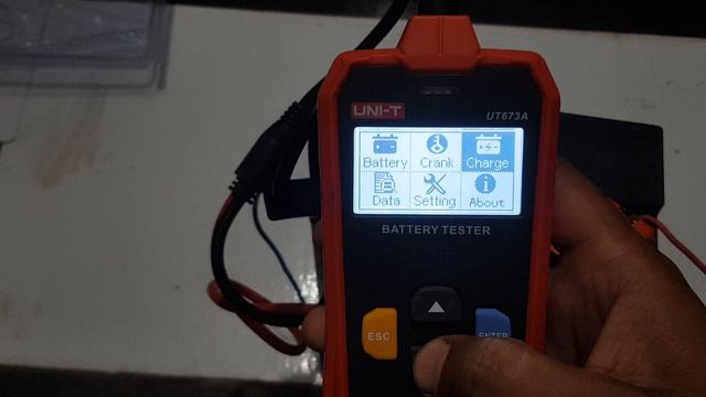 #ut673a bettery analyser/battery tester/ digital battery tester/how to test battery/hindi/urdu смотреть онлайн