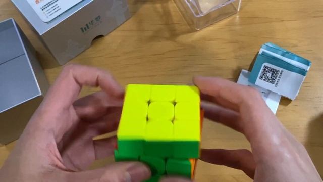 First Impressions of the MoYu HuaMeng YS3 M! смотреть онлайн