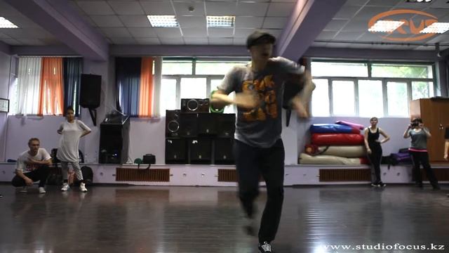 Мастер класс от Алексея Шалбурова | Dance studio FOCUS смотреть онлайн