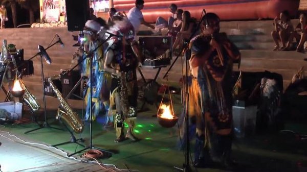 Индейцы в Лазаревском