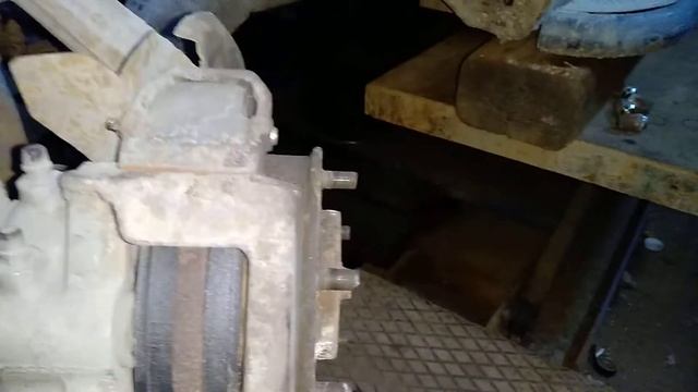 Замена передних тормозных колодок на НИВЕ смотреть онлайн