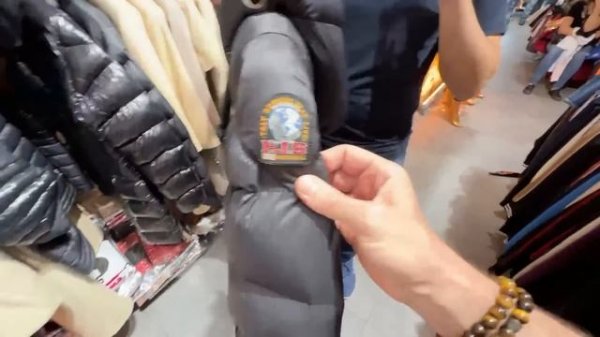 ISTANBUL FAKE MARKET Best Clothes Shops Follow & DM me on Instagram @ Cris4tayThePlug