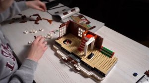 Сборка LEGO Один Дома за 11 минут! / Building the LEGO Home Alone in 11 minets!