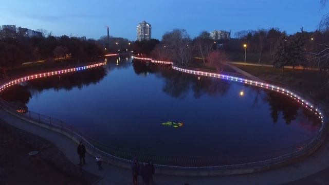 В парке Победы появился "Сказочный пруд" (часть 2) смотреть онлайн