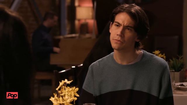 College Humor - Не просто взрослым заводить друзей смотреть онлайн
