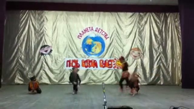 Наш зажигательный танец "Африка" смотреть онлайн