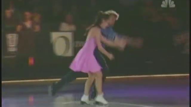 Meryl and Charlie 2010 Skating and Gymnastics show.wmv смотреть онлайн