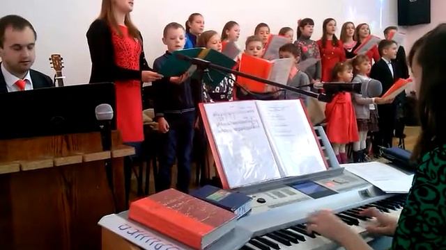 Веселих різдвяних свят вам!) смотреть онлайн